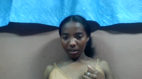 ameliah348630 online show from August 13, 11:24 am