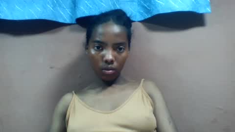ameliah348630 online show from August 15, 3:38 pm