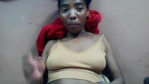 ameliah348630 online show from August 15, 4:44 pm