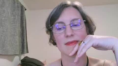 Ameliaishka online show from May 22, 4:36 am