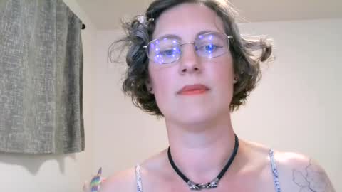 Ameliaishka online show from August 14, 3:54 am