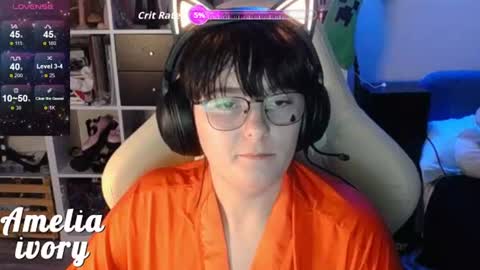 ameliaivory online show from June 23, 9:54 am