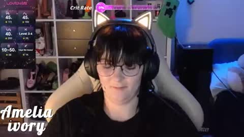 ameliaivory online show from July 11, 7:25 am