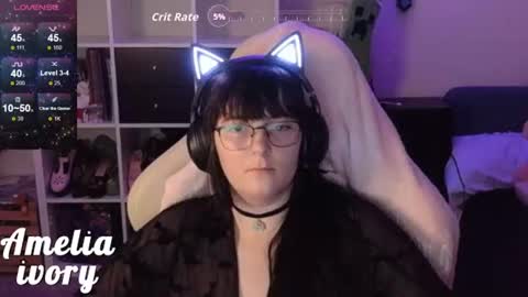 ameliaivory online show from July 20, 6:38 am