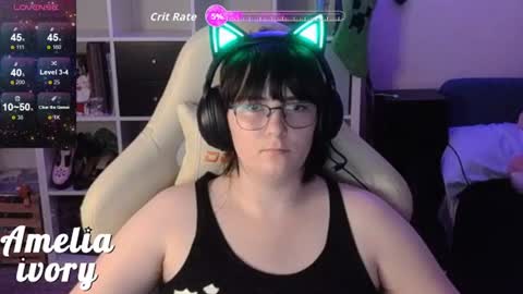 ameliaivory online show from July 21, 9:22 am