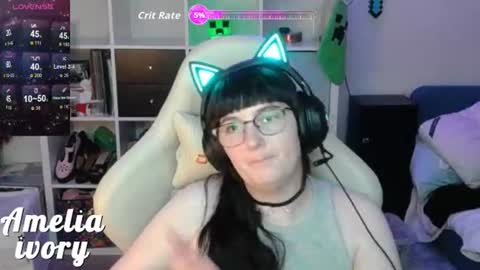 ameliaivory online show from August 15, 8:51 am
