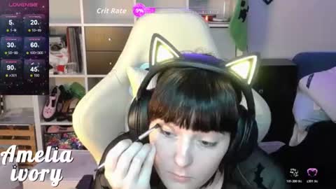 ameliaivory online show from August 17, 1:54 am