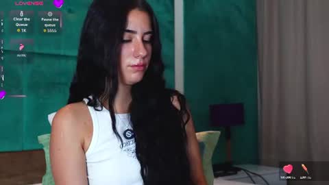 AmeliaJune online show from July 28, 1:44 am