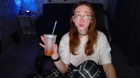 Amelia online show from June 23, 2:23 am