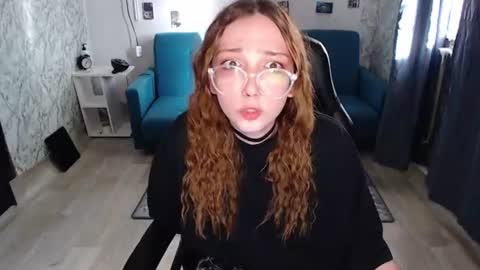 Amelia online show from June 28, 2:53 pm