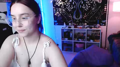 Amelia online show from June 29, 11:57 am