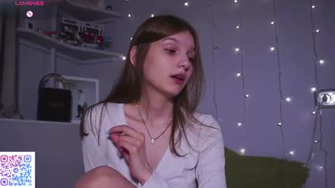 Amelia online show from July 27, 3:50 pm