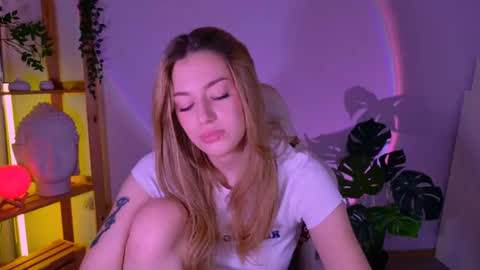 Amelia online show from August 5, 5:16 am