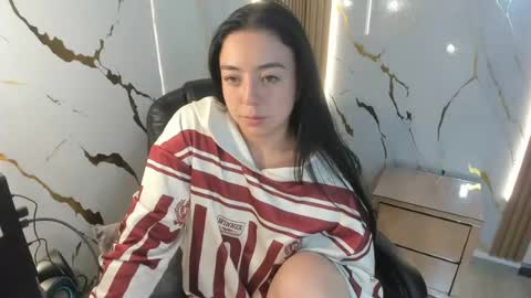 Amelie Lens online show from August 13, 8:28 am