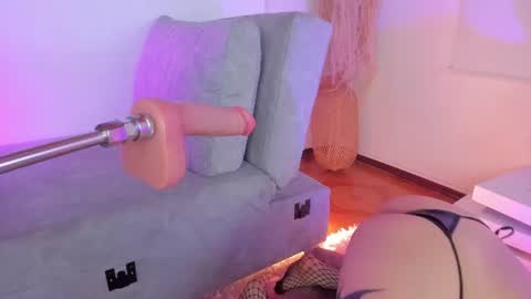 Amelie online show from August 13, 11:08 pm