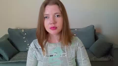 amelieblossom__ online show from August 11, 5:20 am