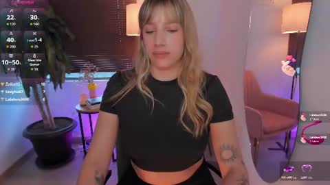 Amelie Graham online show from August 9, 10:22 pm