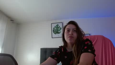 Amelie  online show from August 3, 2:46 pm