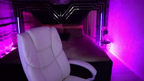 Alina online show from August 13, 2:20 pm