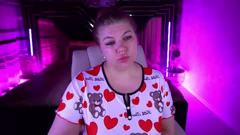 Alina online show from August 13, 6:11 pm