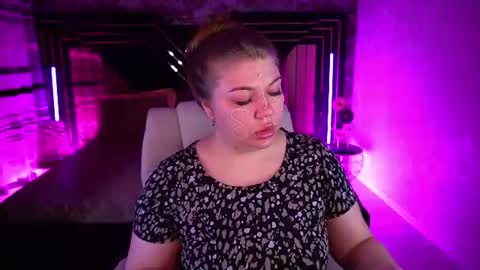 Alina online show from August 14, 1:04 pm