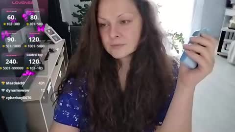 Mila online show from July 31, 11:27 am