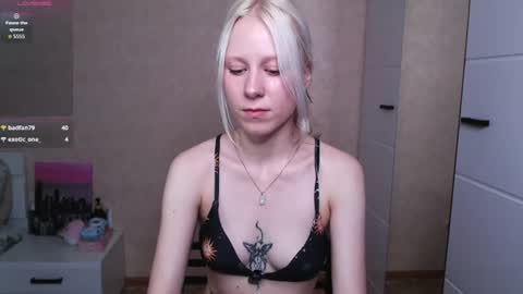  MY NAME IS AMILI WELCOME TO MY ROOM online show from July 7, 9:35 am