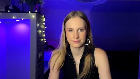 Amily online show from August 13, 12:35 am