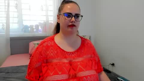 Amira Vyxen online show from August 4, 10:56 am