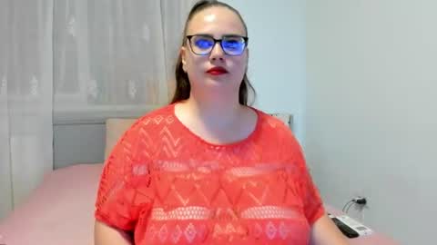 Amira Vyxen online show from August 10, 6:53 pm