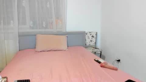 Amira Vyxen online show from August 10, 10:11 pm
