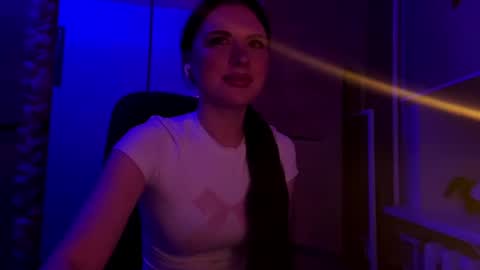 Roxy online show from September 4, 6:34 pm