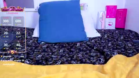 Ammy Stones online show from August 5, 2:04 pm