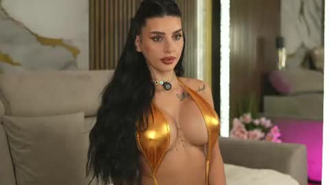Amy Blair online show from August 15, 8:07 am