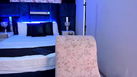 Ammy Jones online show from August 12, 6:54 pm