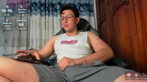 amon__ashford online show from May 10, 2:25 am