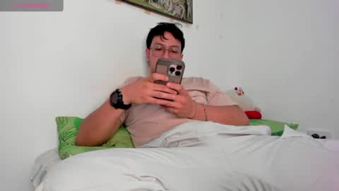 amon__ashford online show from June 25, 1:41 am