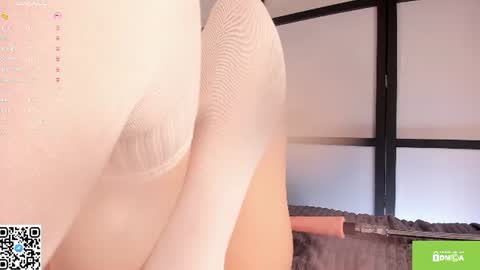 amoraeverett online show from August 7, 6:13 am