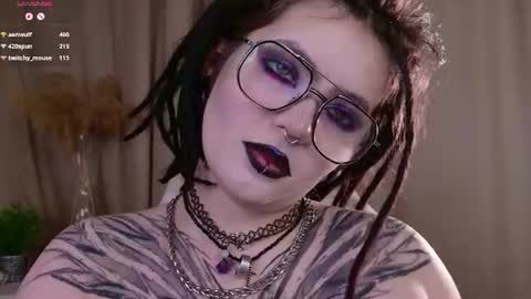 amore_estel online show from August 8, 5:07 am