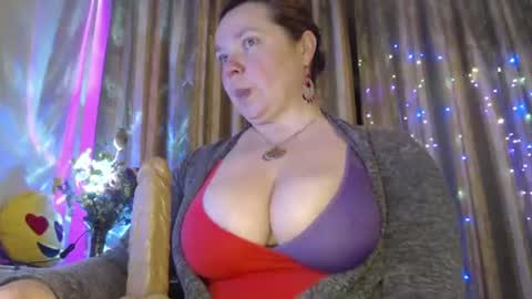 amorelara online show from July 30, 5:20 pm