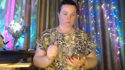 amorelara online show from August 4, 10:34 am