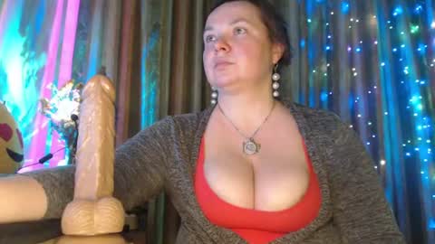 amorelara online show from August 6, 4:06 pm