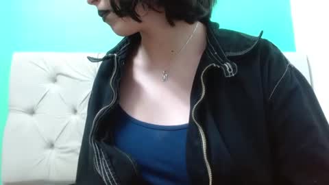 amoremerchmar online show from August 5, 9:51 am
