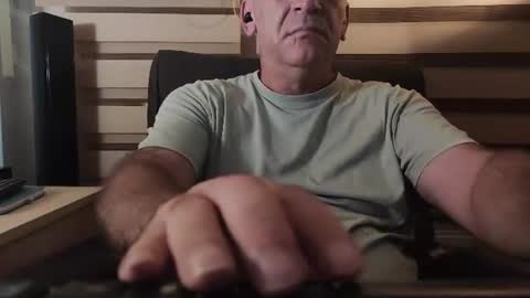 AmorLin online show from August 3, 10:50 pm