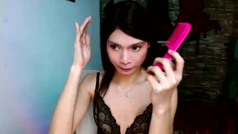 Tina online show from July 8, 7:51 pm