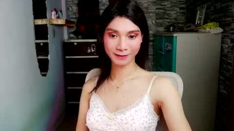 Tina online show from July 18, 10:00 pm