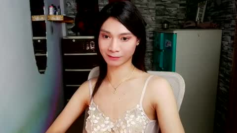 Tina online show from July 25, 3:16 pm