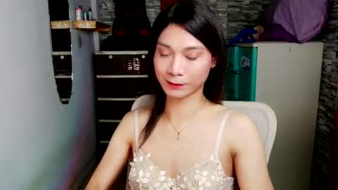 Tina online show from August 3, 12:12 pm