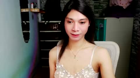 Tina online show from August 18, 9:59 am