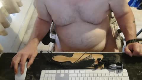 amslave4f online show from July 18, 7:37 pm